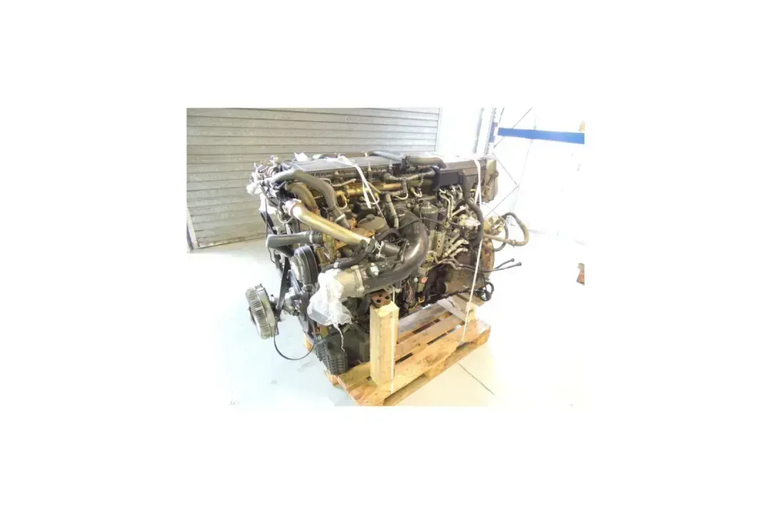 a0020106500 48810 km   engine